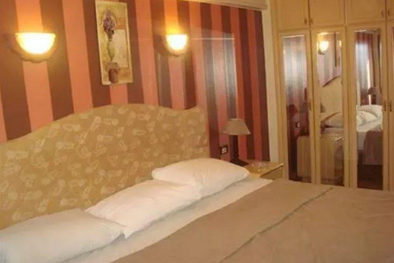 Oasis Hotel Heliopolis Cairo Ngoại thất bức ảnh